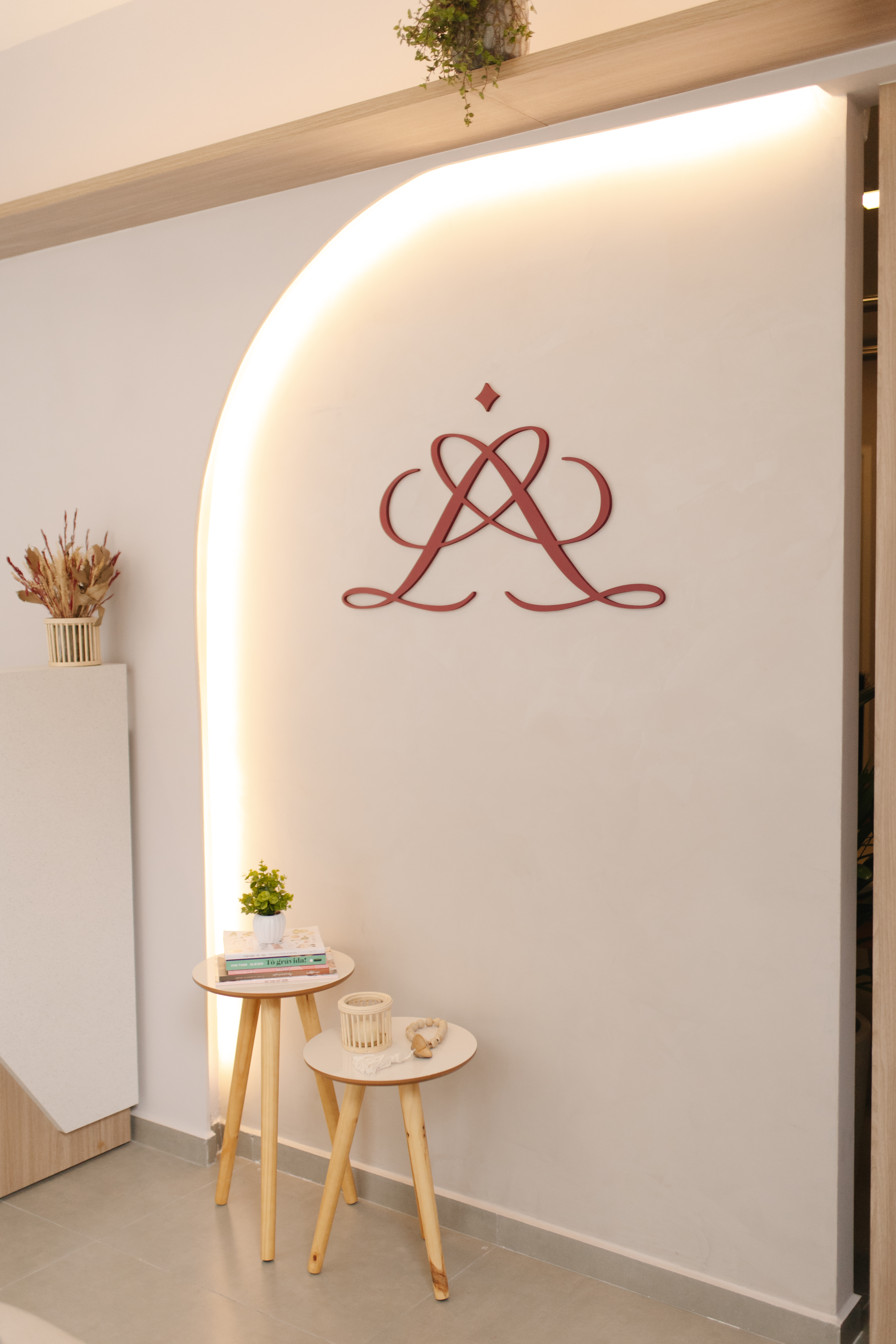 Ambiente de espera com iluminação suave